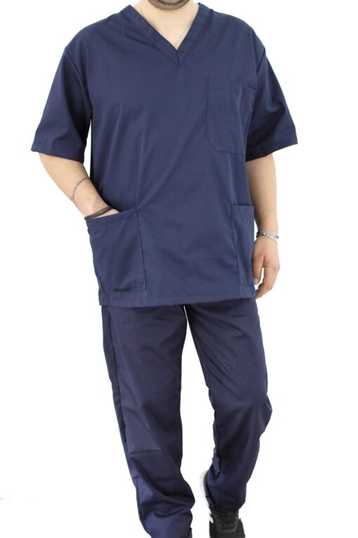 Ιατρικό Scrub set unisex blue navy με παντελόνι και μπλούζα κοντομάνικη με λαιμόκοψη τύπου V.